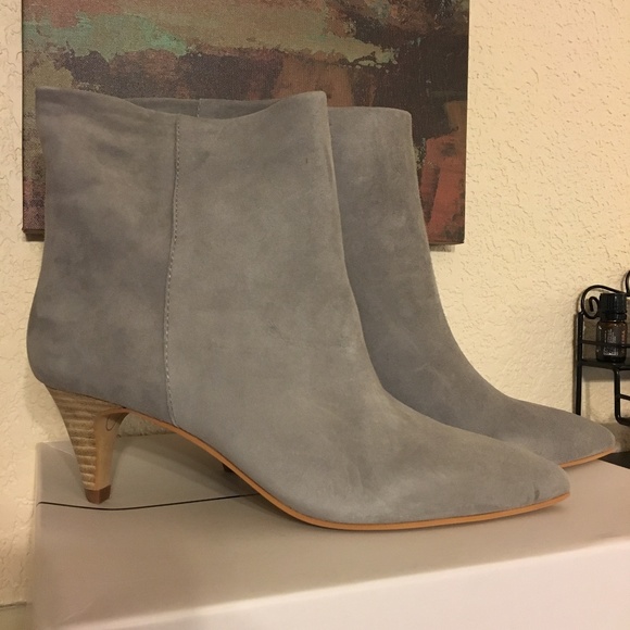Dolce Vita Shoes - Dolce Vita Deedee Ankle Boots, NIB, gray suede
